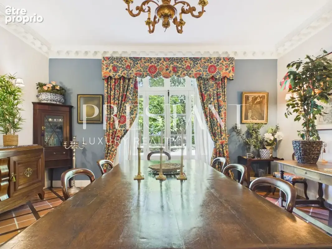 Château à vendre près de Bayonne- Demeure de caractère avec parc, piscine et tennis. - photo 14