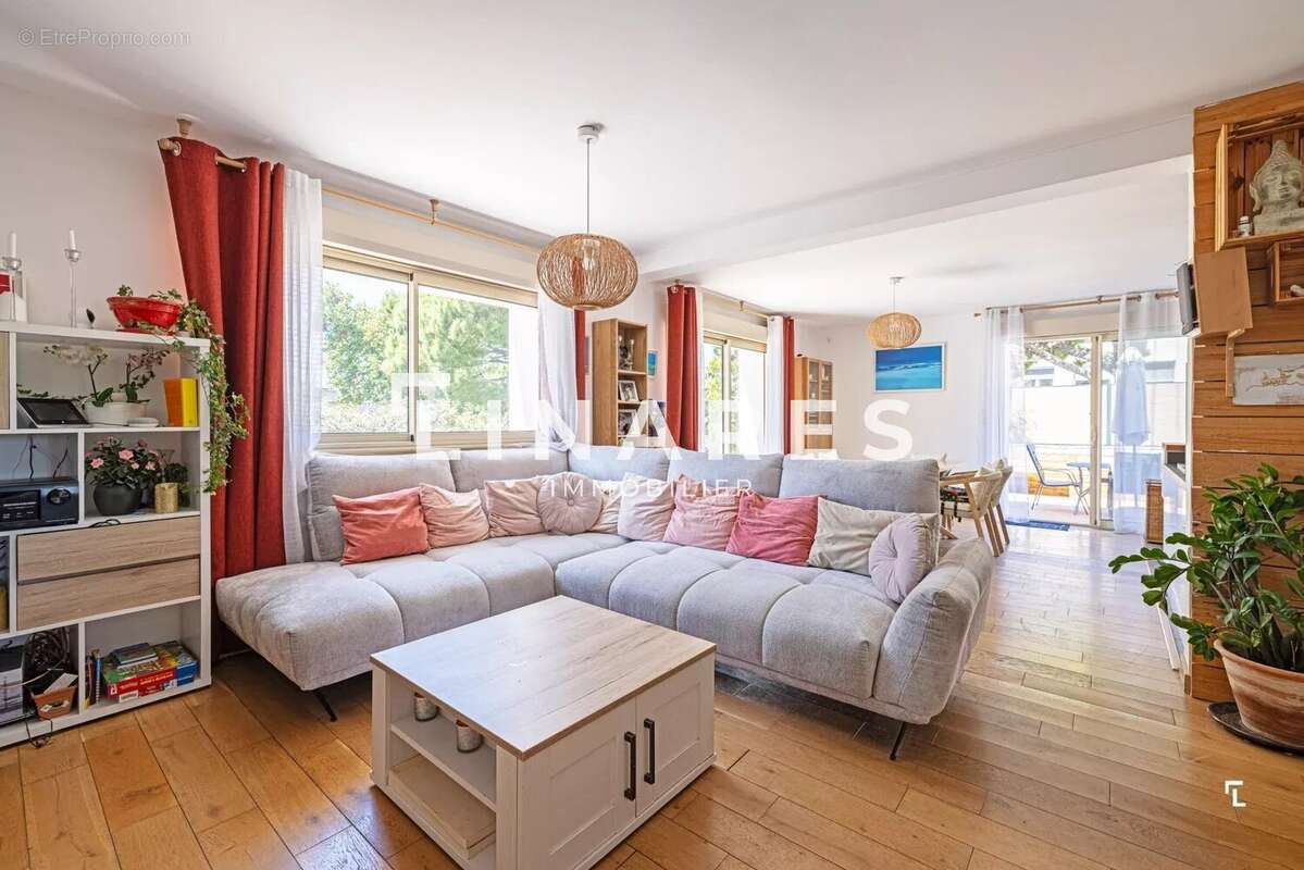 Maison à MARSEILLE-8E