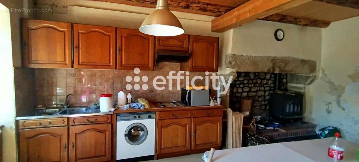 Maison 10 pièces 442 m² à vendre à Fournols (63980) - photo 18