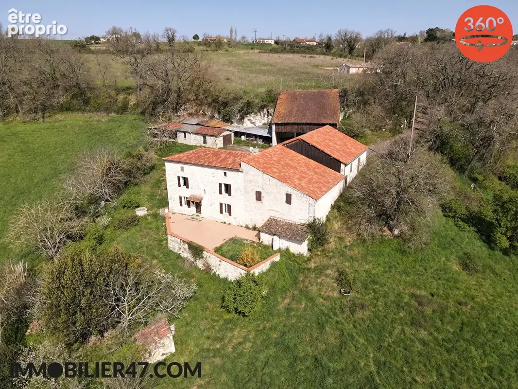 Photo Maison à Lusignan-Petit au prix de 229 000€