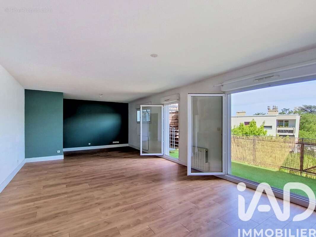 Photo 4 - Appartement à TASSIN-LA-DEMI-LUNE
