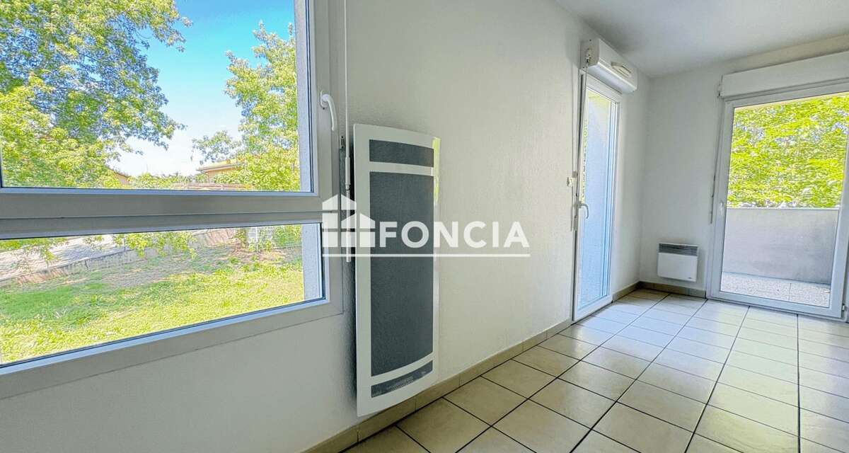 Appartement à BRUGUIERES