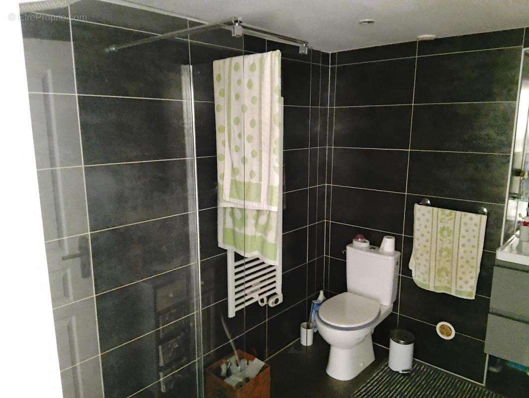Appartement à GLOS-LA-FERRIERE