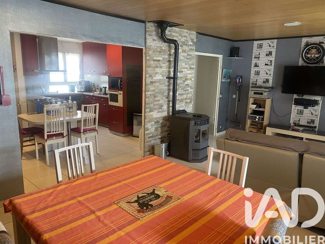 Photo 2 - Maison à CLAYE-SOUILLY