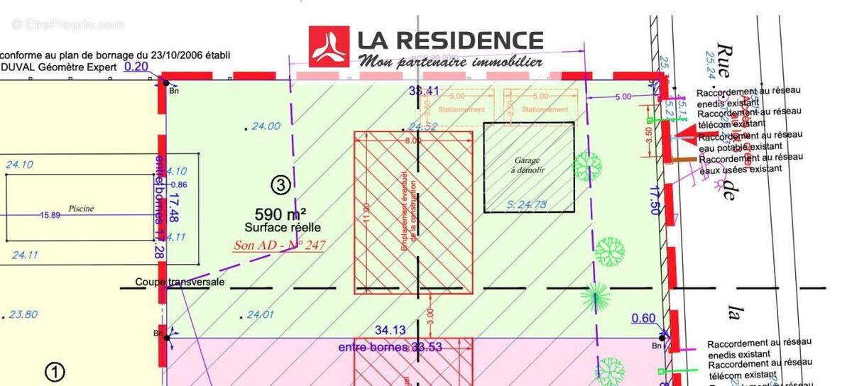 Terrain à LES MUREAUX