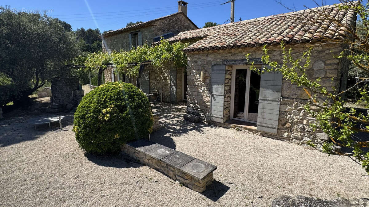 Maison à GOULT