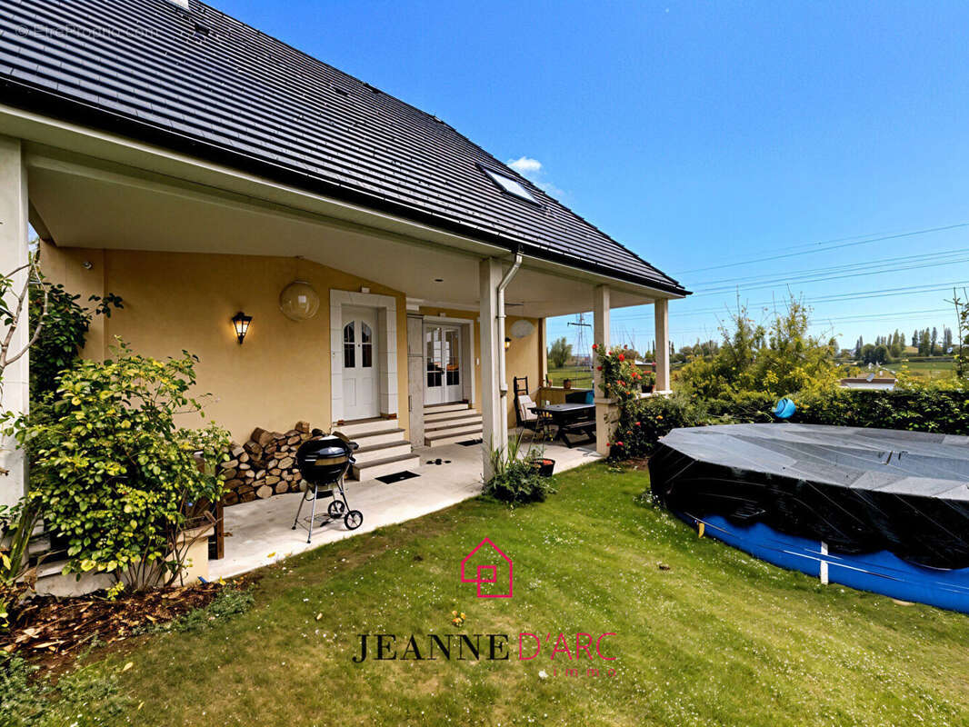 Maison à MOULINEAUX