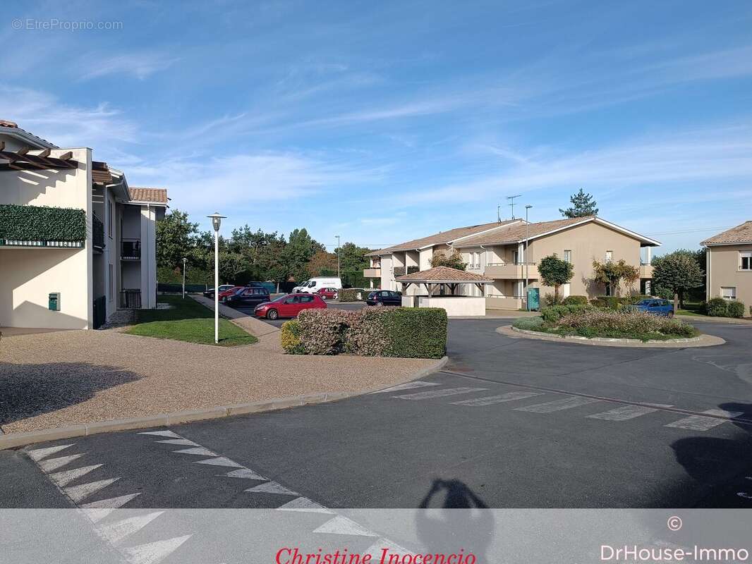 Appartement 43 m² à Saint-Yzan-De-Soudiac  - photo 27