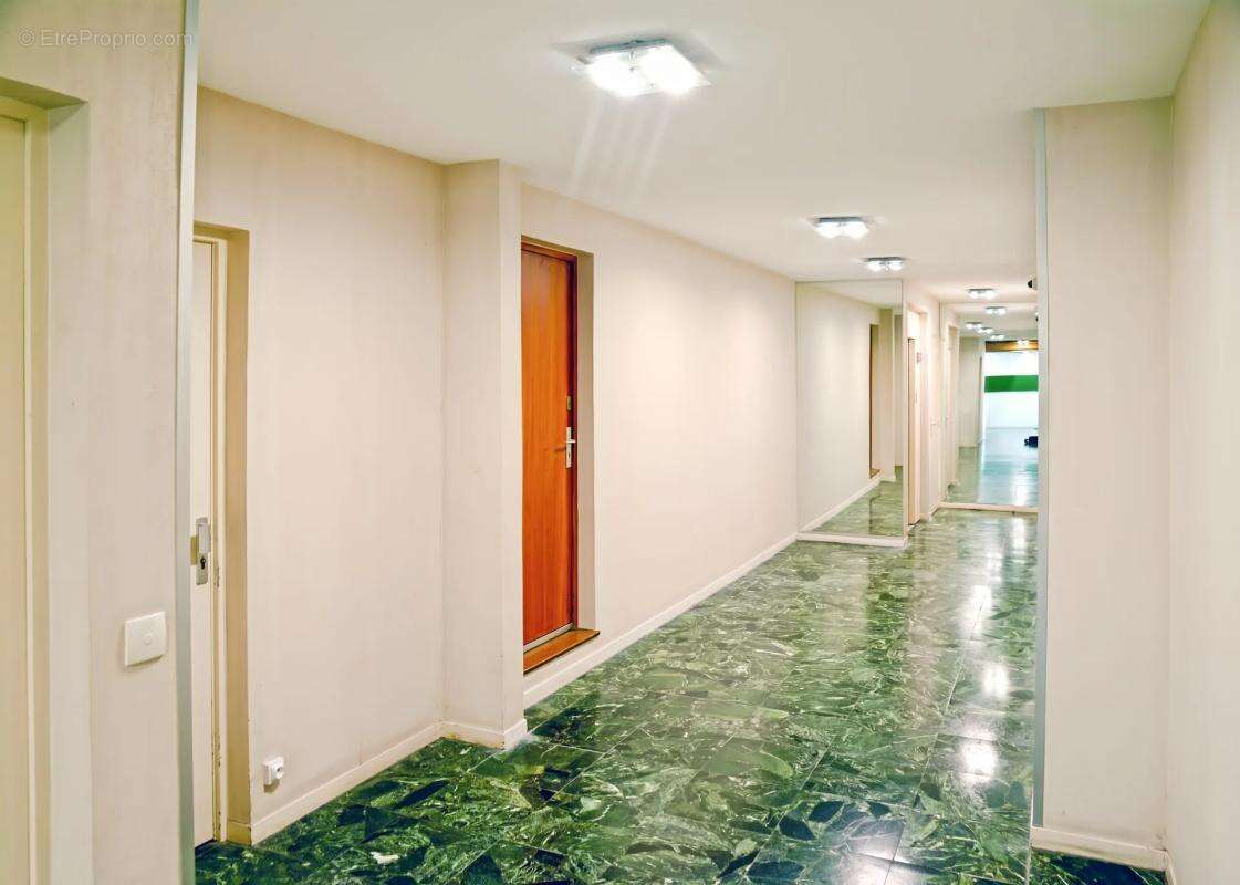 Appartement à LA CELLE-SAINT-CLOUD