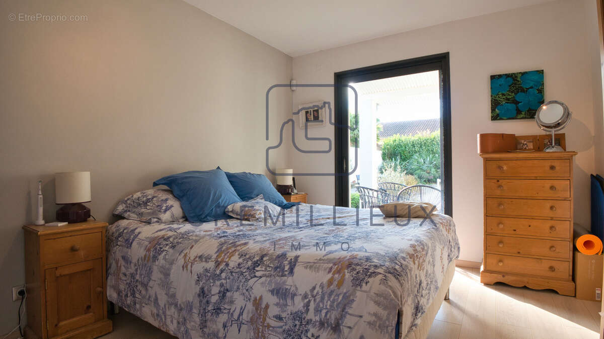 Maison à GUILHERAND-GRANGES