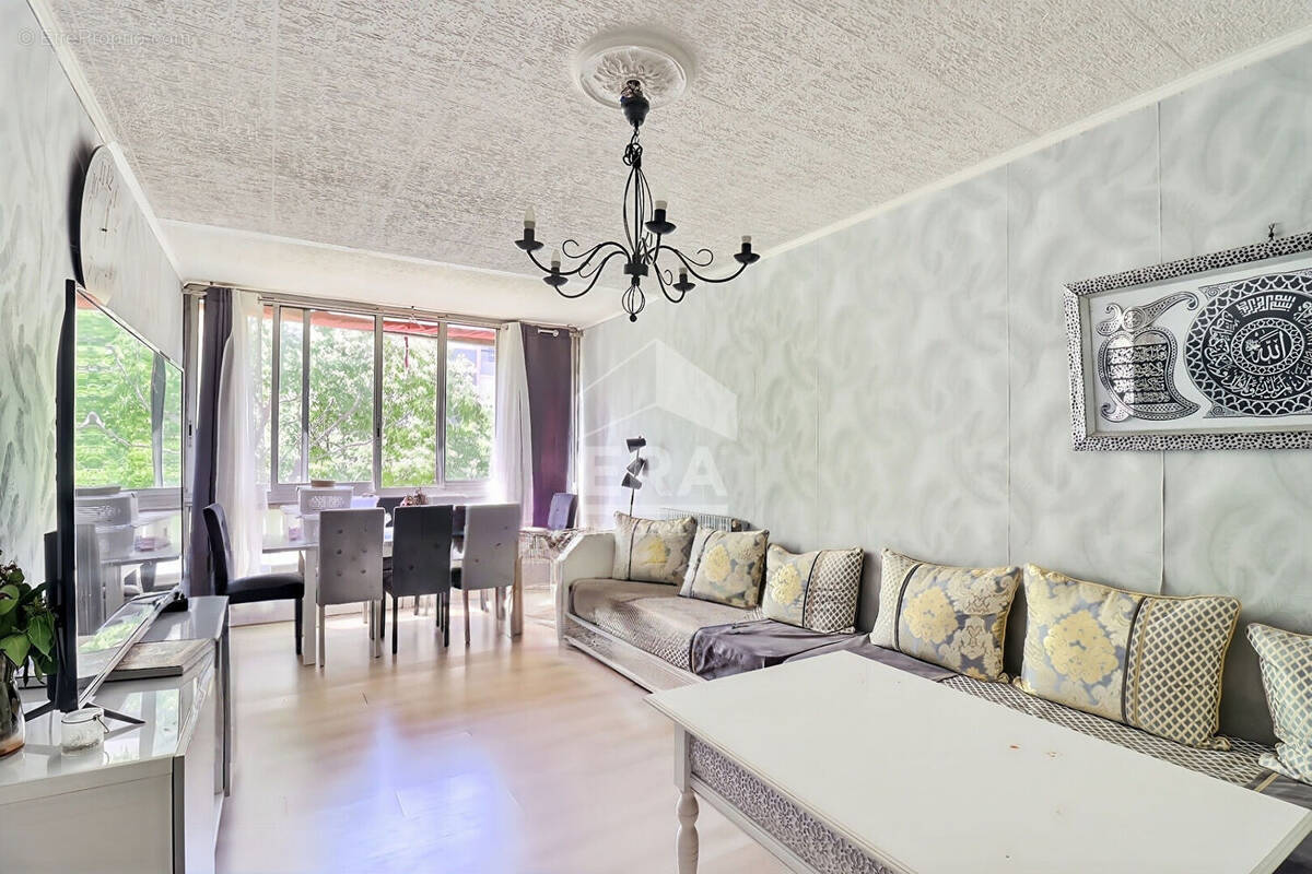 Appartement à MARSEILLE-15E