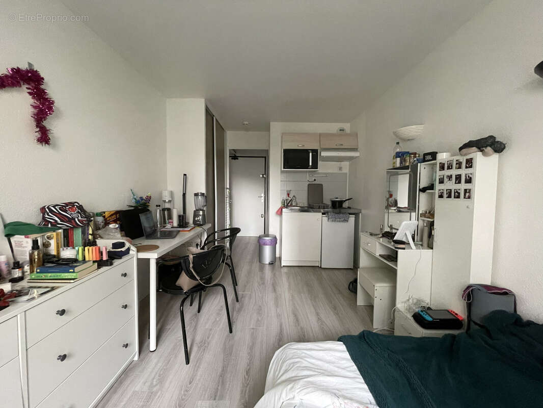 Appartement à COURBEVOIE
