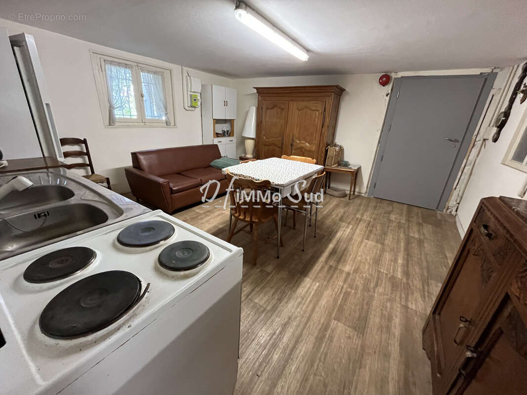 Maison, 3 faces, garage et extérieur - photo 13
