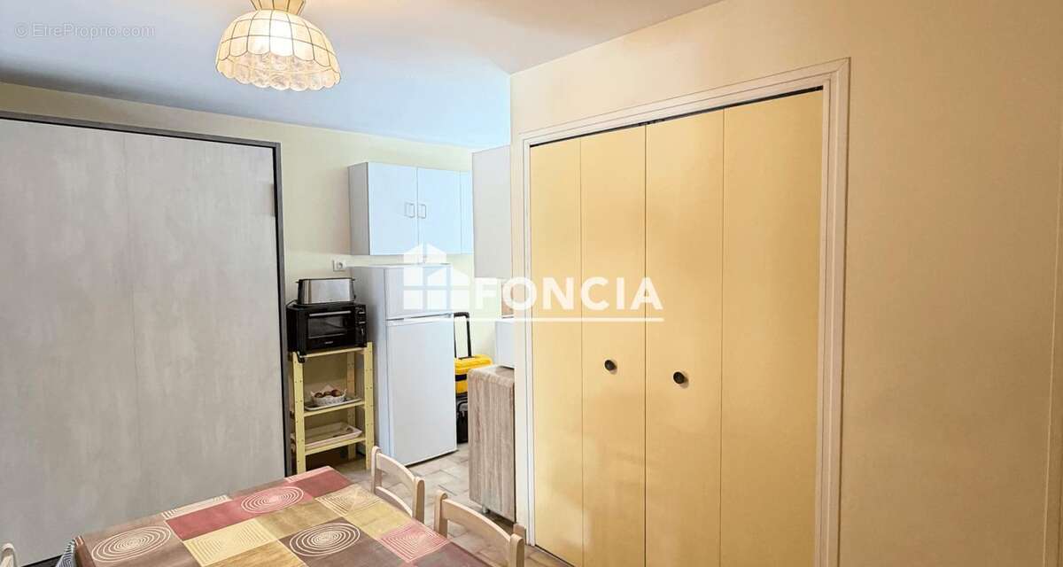 Appartement à LA LONDE-LES-MAURES