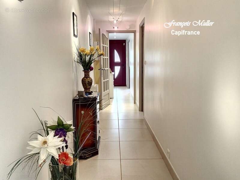 Appartement T4 96 m2 avec jardin au rez-de-chaussée d'une villa - photo 8