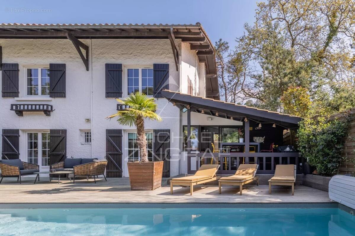 Maison à LE BOUSCAT