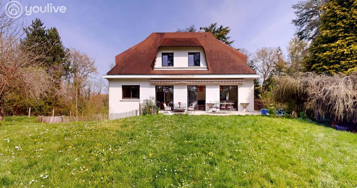 Maison à LA CHAPELLE-SUR-ERDRE