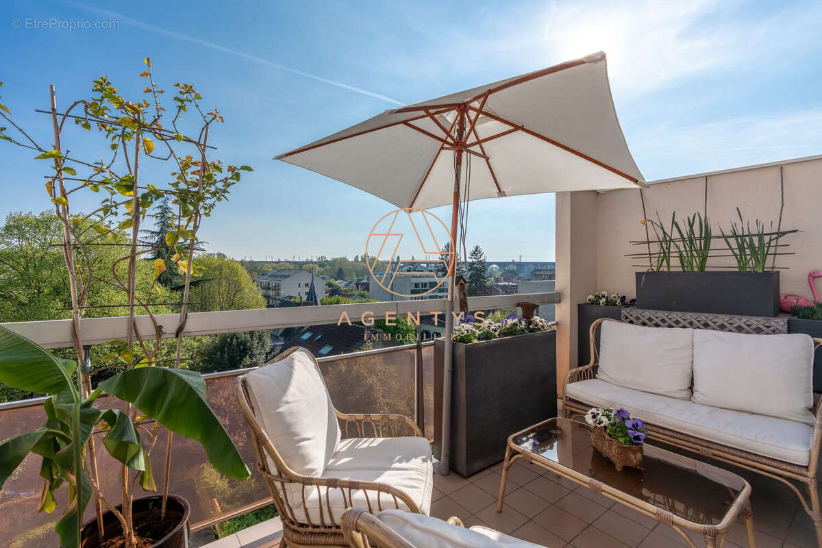 Appartement à LE PERREUX-SUR-MARNE