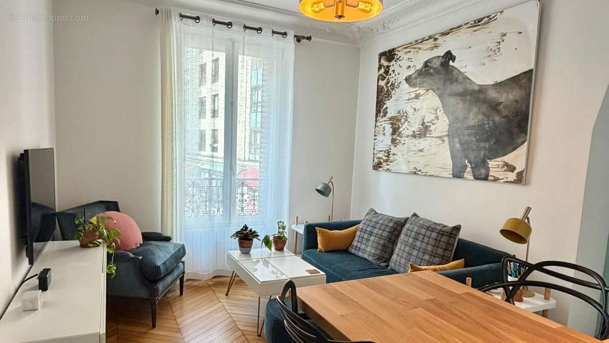 Appartement à PARIS-14E