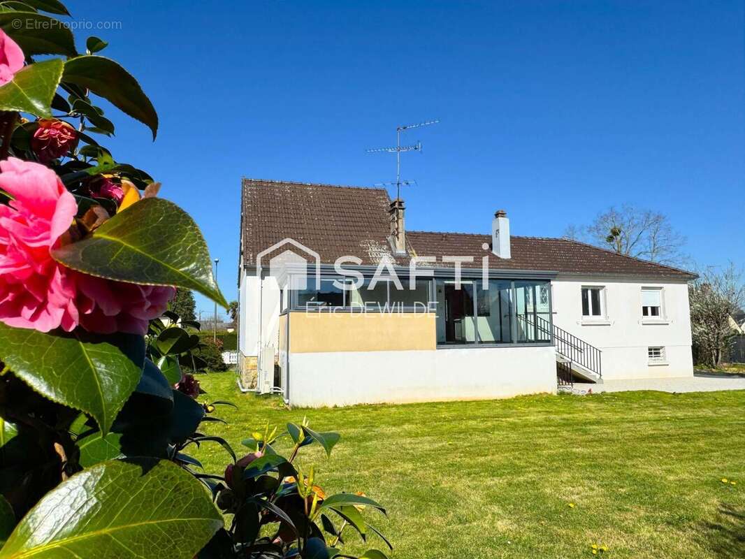 Photo 3 - Maison à LES CHERIS