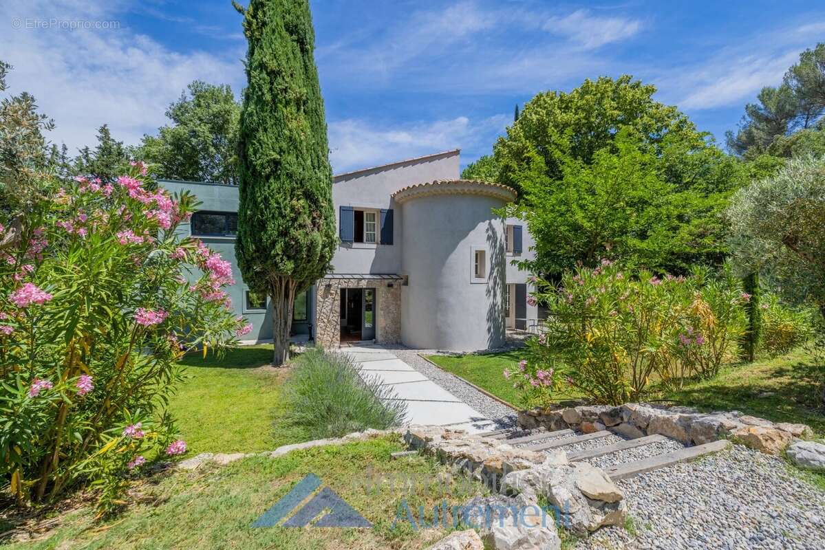 Maison à ARLES