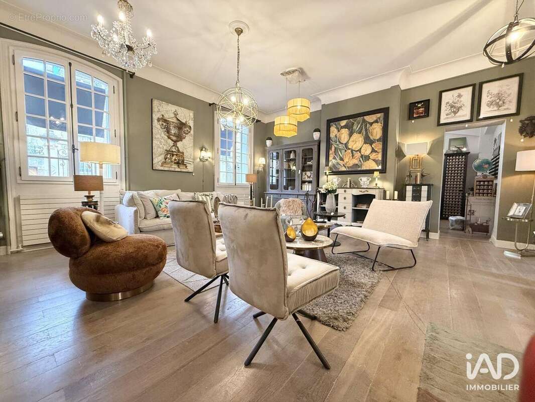 Photo 9 - Commerce à COMPIEGNE