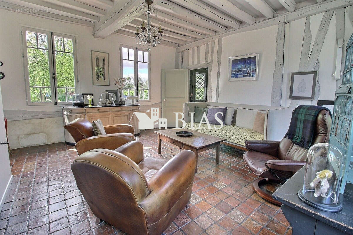 Maison à VOISCREVILLE