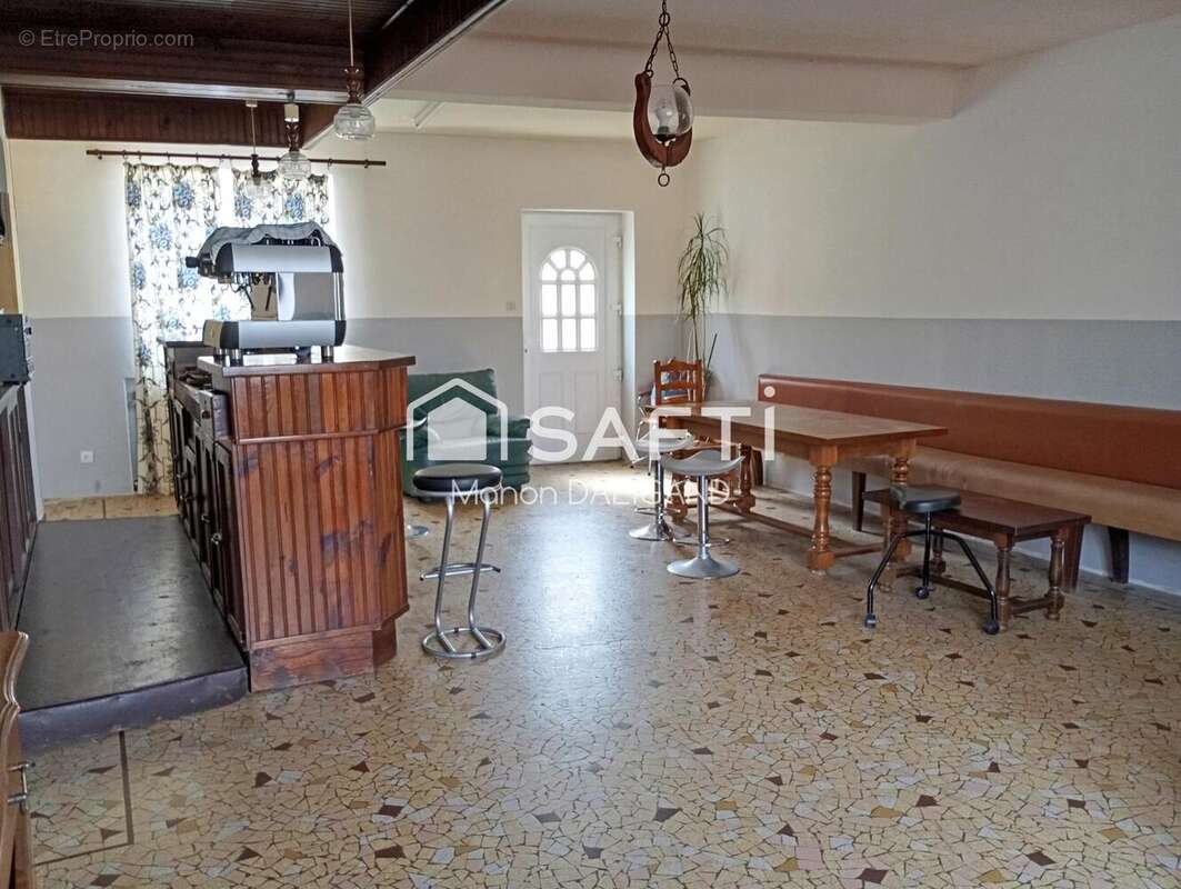 Maison 324 m² à Grury  - photo 3