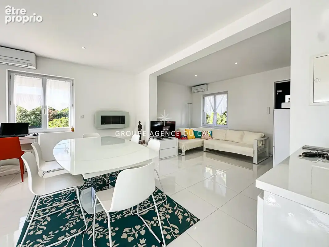 À vendre villa 4 pièces avec vue mer et studio indépendant, 15min a pied du centre ville de saint aygulf - photo 7