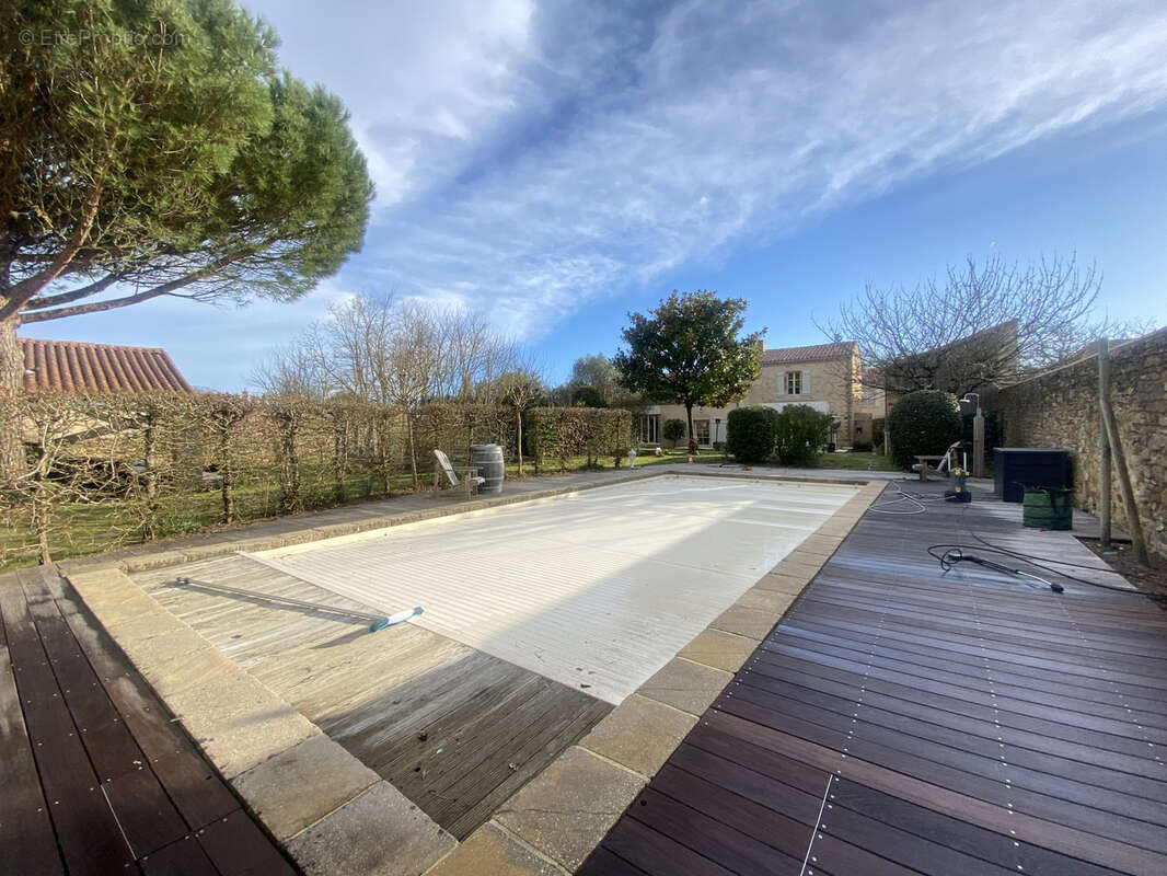 Maison à TALMONT-SAINT-HILAIRE