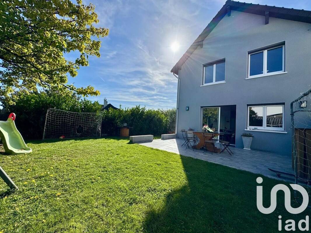 Photo 1 - Maison à ORMESSON-SUR-MARNE