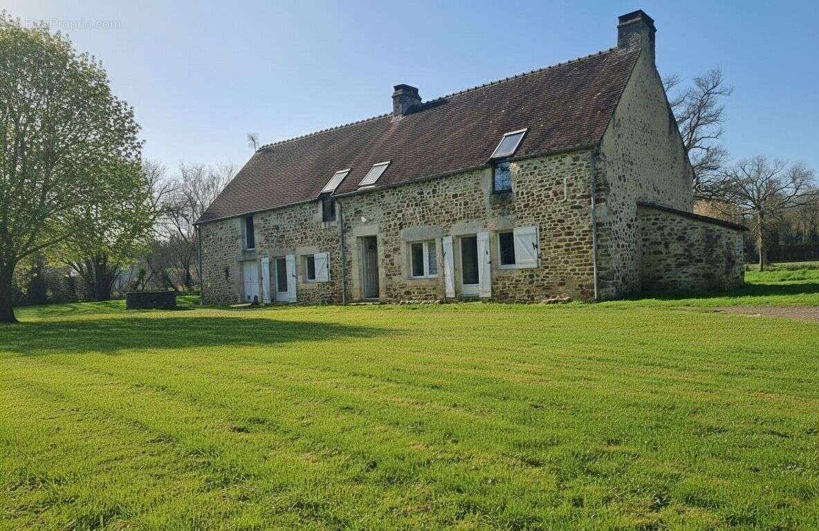 Maison à SEES