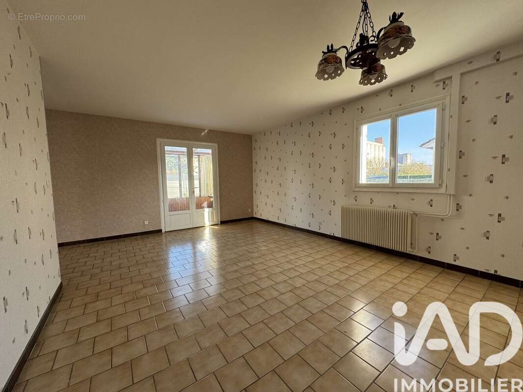 Photo 5 - Maison à NAINTRE