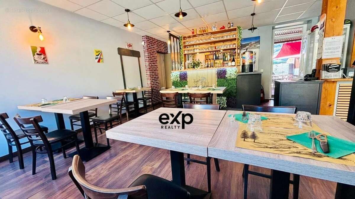 Commerce à SAINT-AVRE