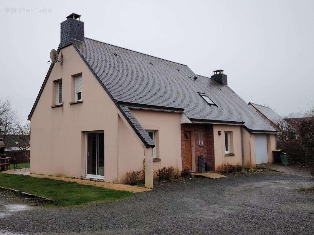 Maison à TOURVILLE-SUR-SIENNE