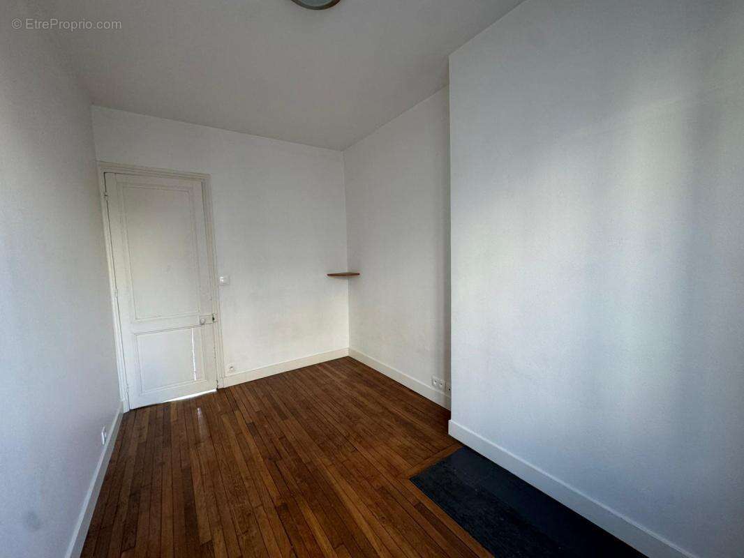 Appartement à PARIS-20E