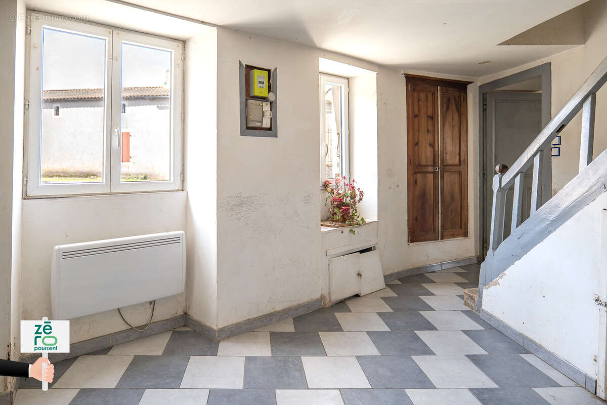 Maison à MOUTIERS-SUR-LE-LAY