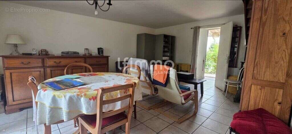 Maison à VILLENAVE-D'ORNON