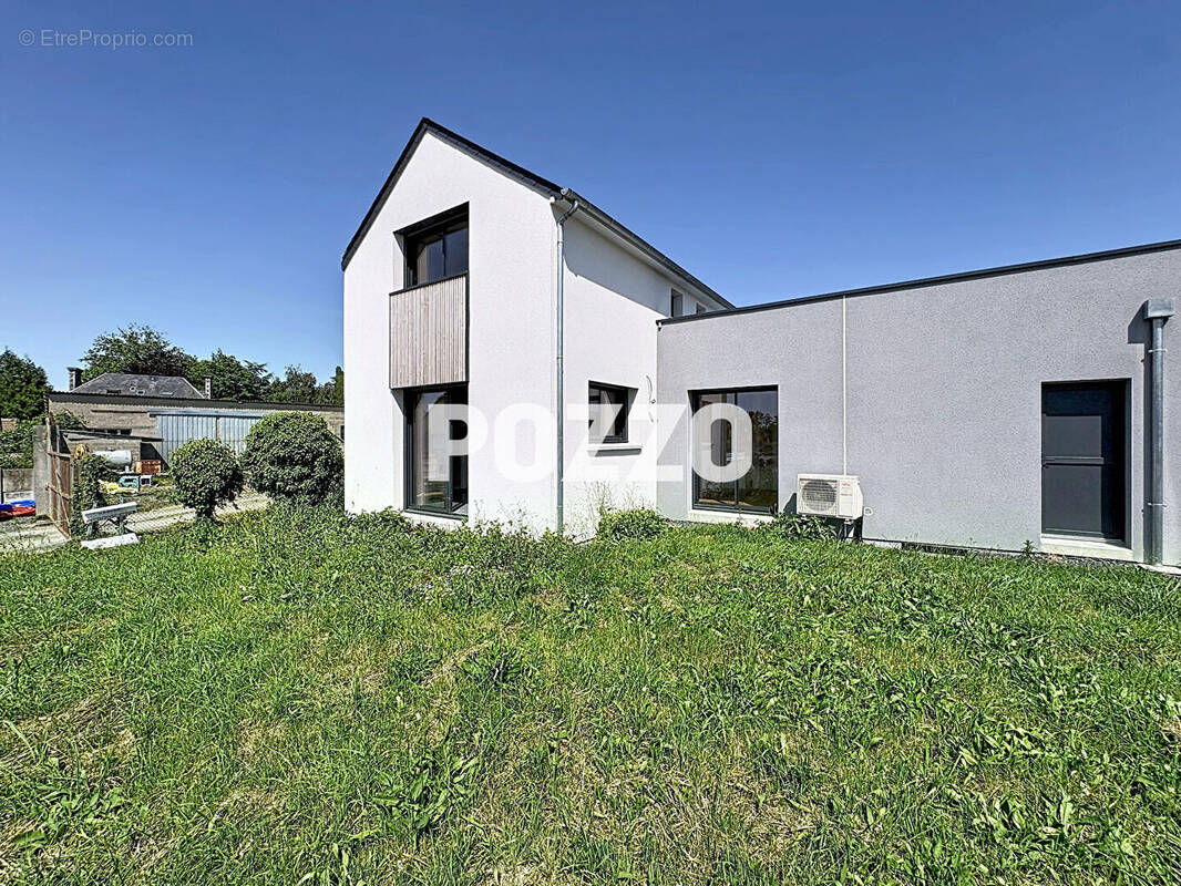 Maison à BREHAL