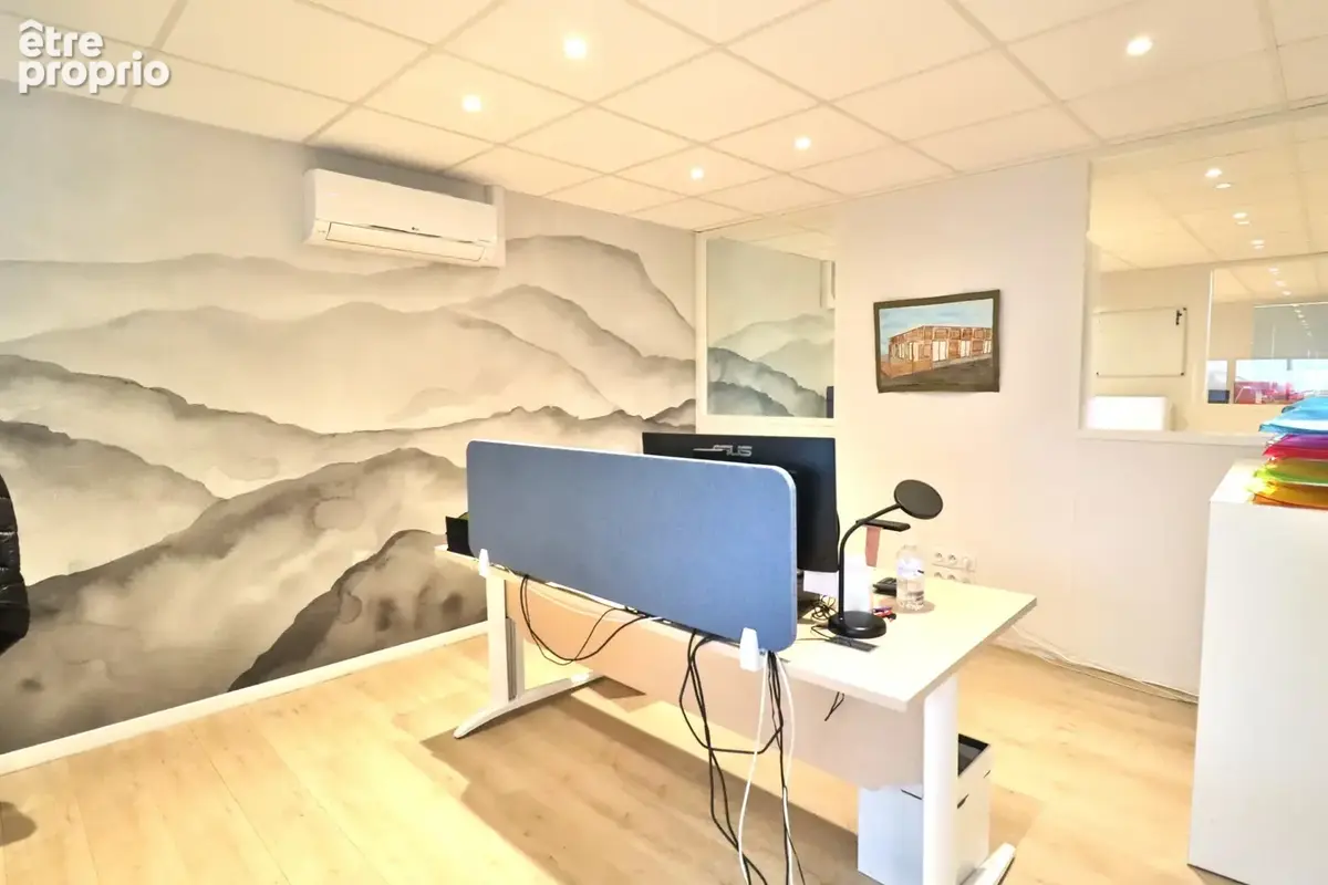 SAINTE-SAVINE Immeuble de bureaux neuf de 385m2, idéal siège social d'entreprise, cabinet comptable ou toutes - photo 2