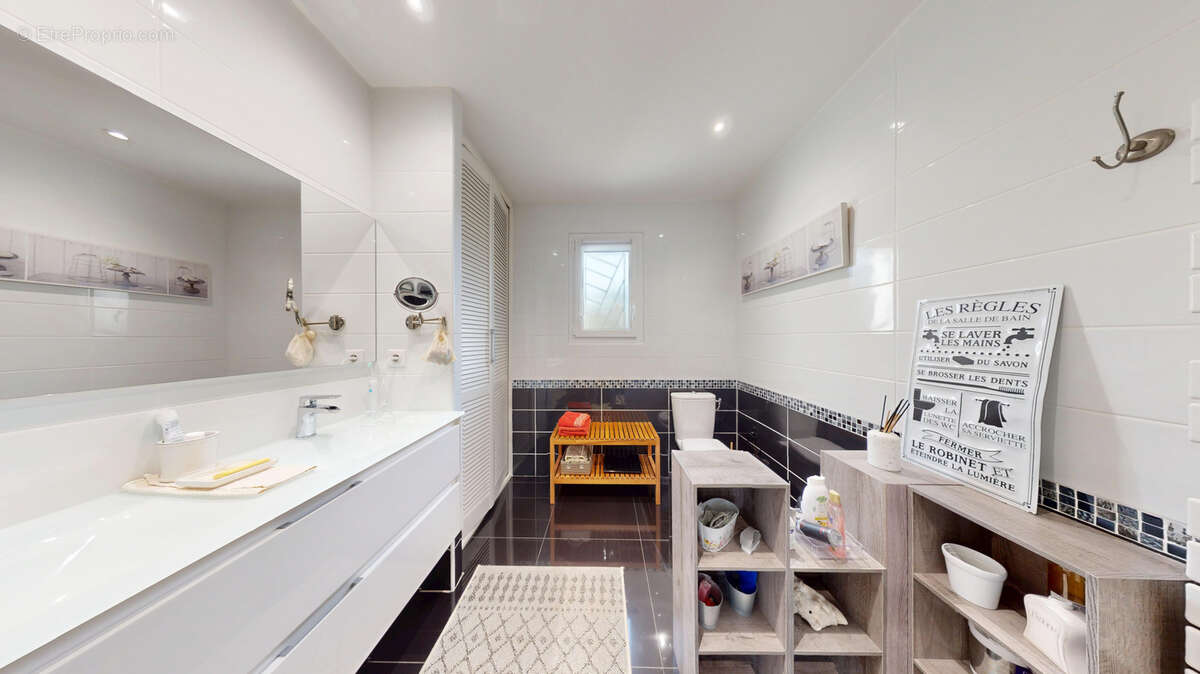 Maison à SAINT-NAZAIRE-D'AUDE