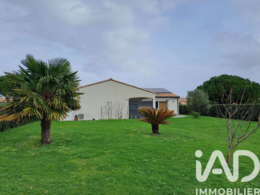 Photo 2 - Maison à LA TREMBLADE