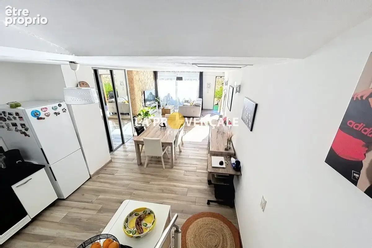 Maison 75 m² à Pourcieux  - photo 1