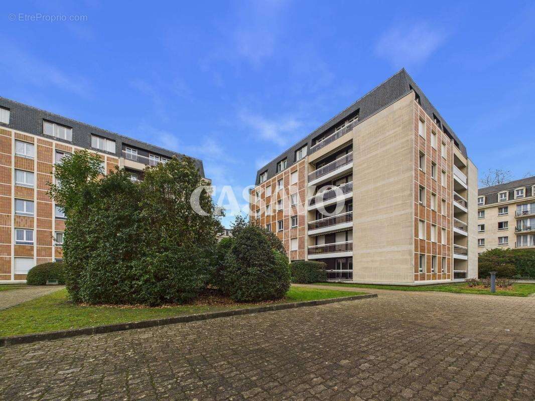 Appartement à VERSAILLES