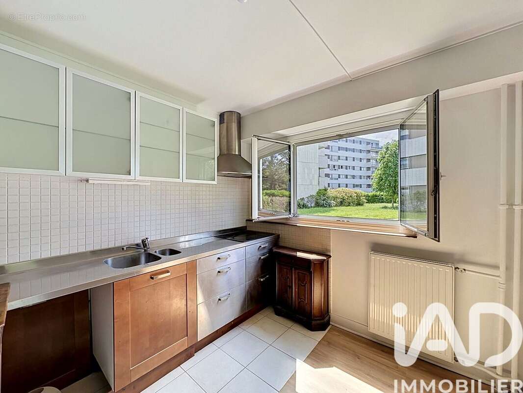 Photo 4 - Appartement à RUEIL-MALMAISON