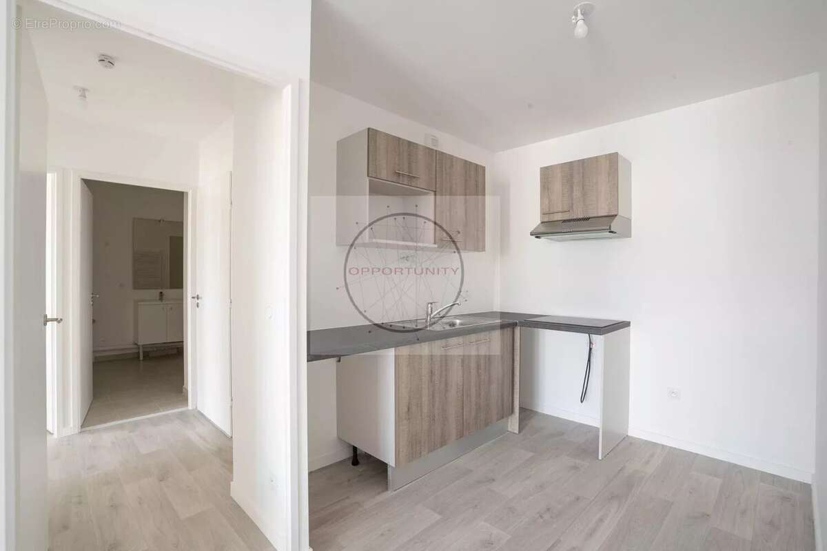 Appartement à LE BLANC-MESNIL