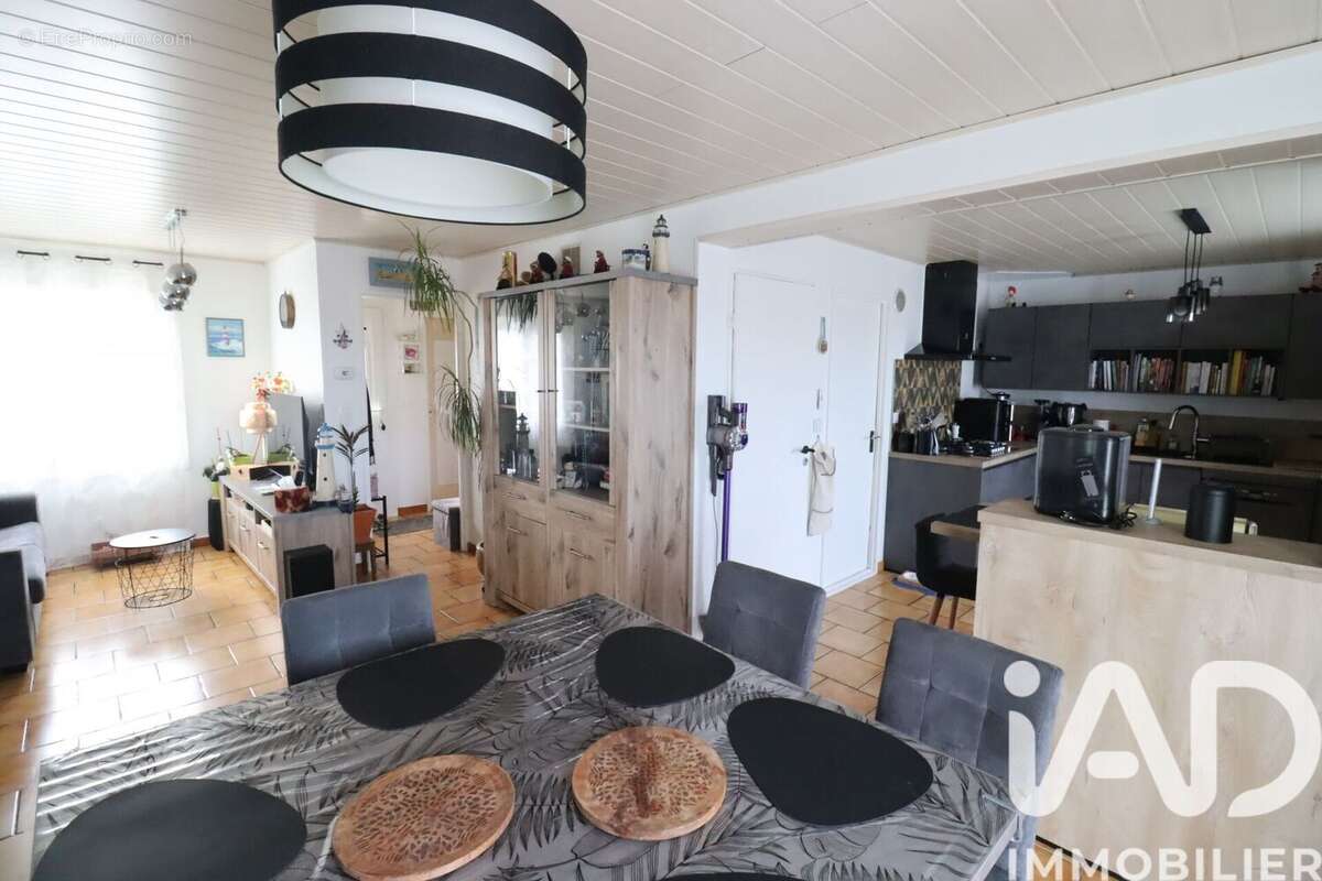 Photo 4 - Maison à COMBRONDE