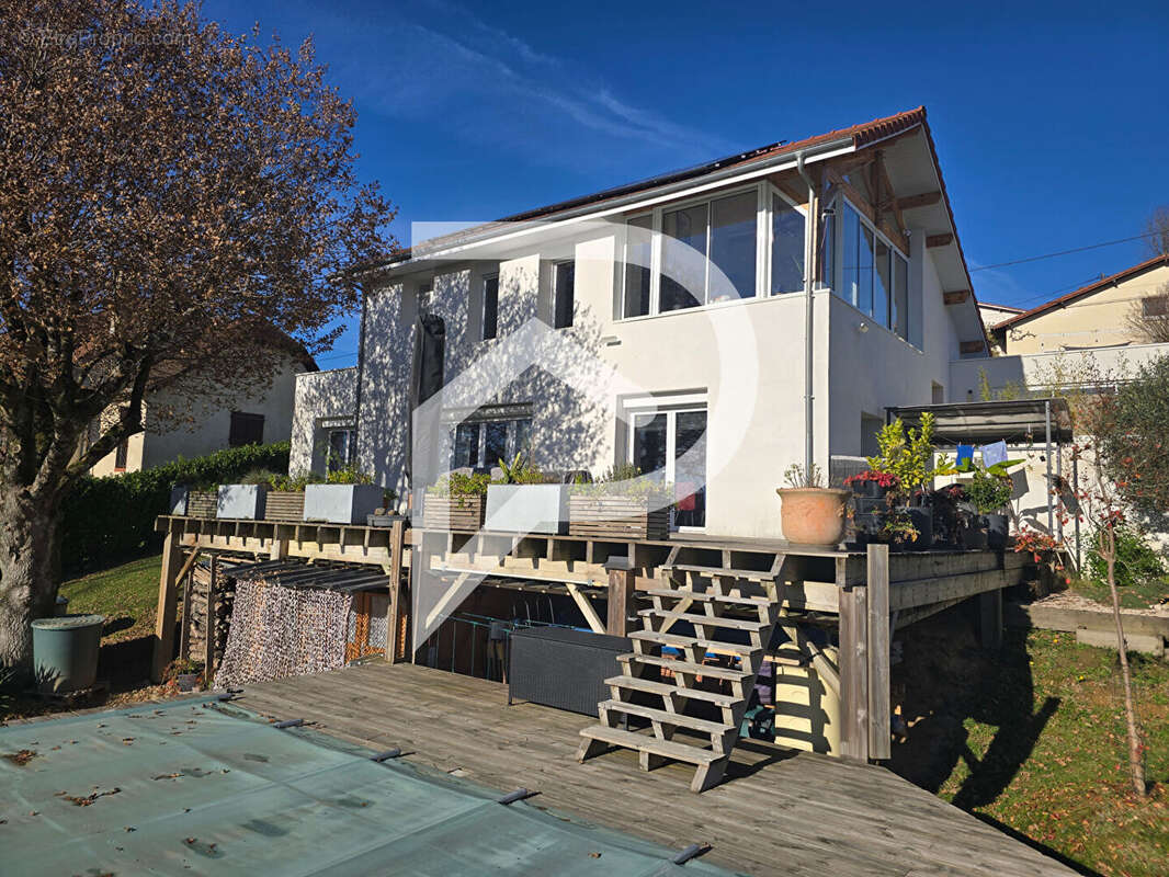 Maison à ARTHEZ-DE-BEARN