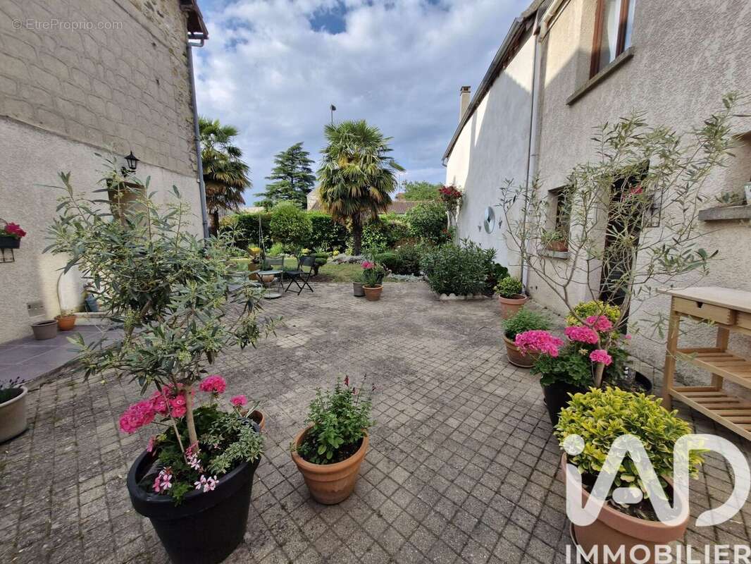 Photo 3 - Maison à CERGY