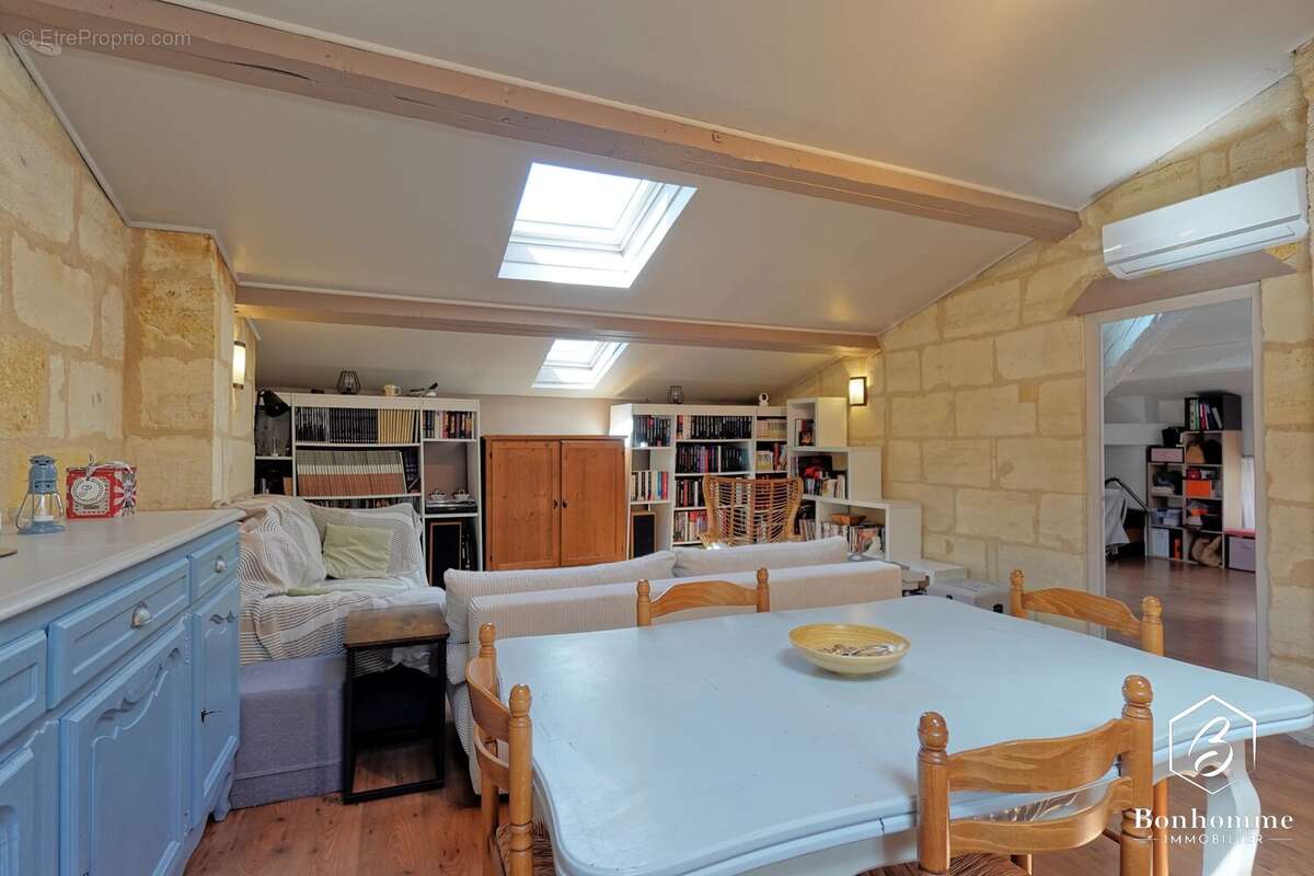 Appartement à LANGOIRAN